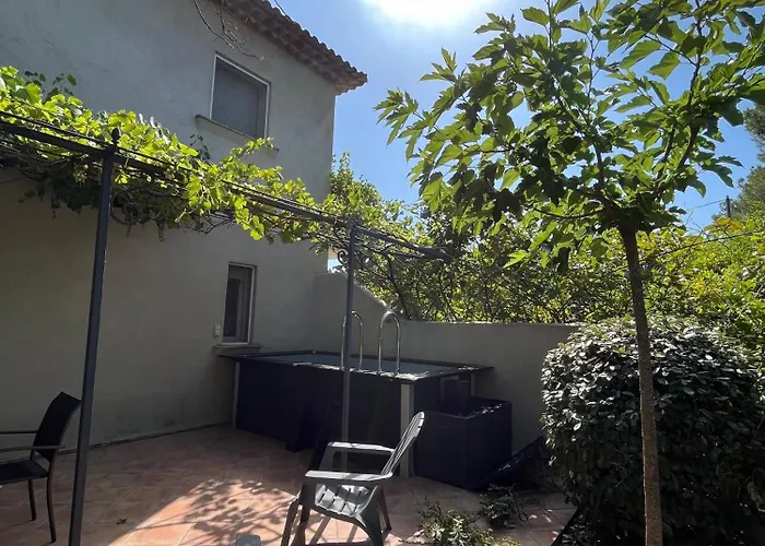 La Villa Rapha\'Elle